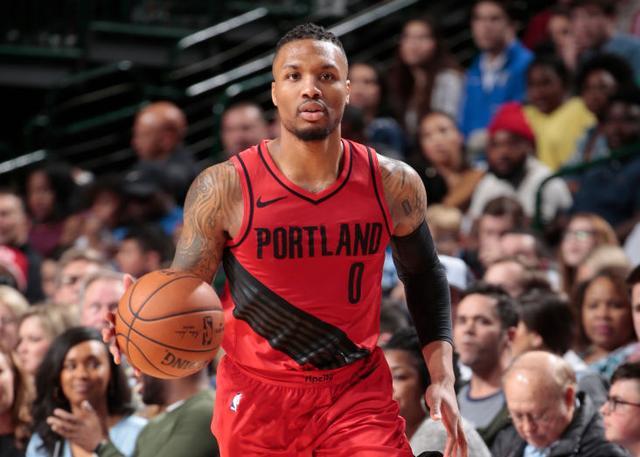 张丰羽等球 张丰羽等球