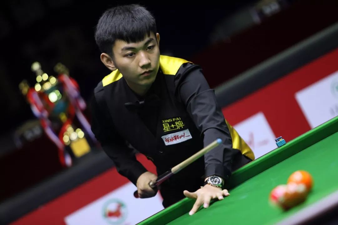 林也同样面 林也同样面