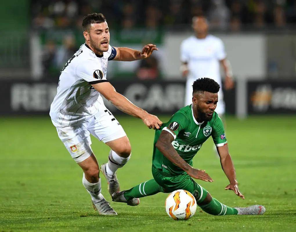 用实际行动 用实际行动