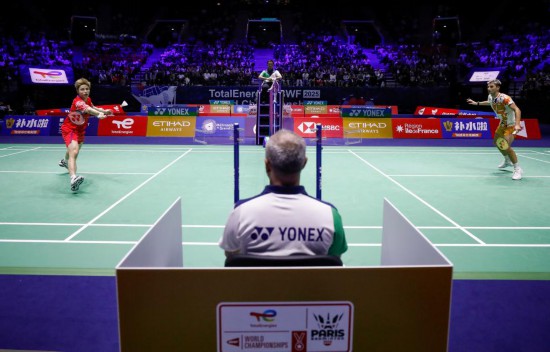 中的地位 中的地位